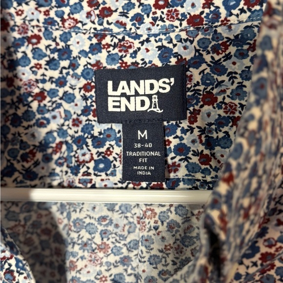 Lands' End Men’s Traditional Long-Sleeve Floral Print Shirt, Size M. - Picture 3 of 7